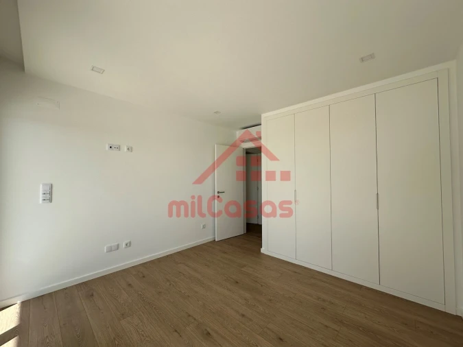 Apartamento T2 para Arrendamento em Ericeira Foto 20