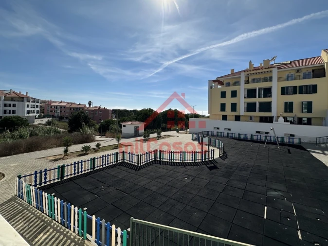 Apartamento T2 para Arrendamento em Ericeira Foto 30