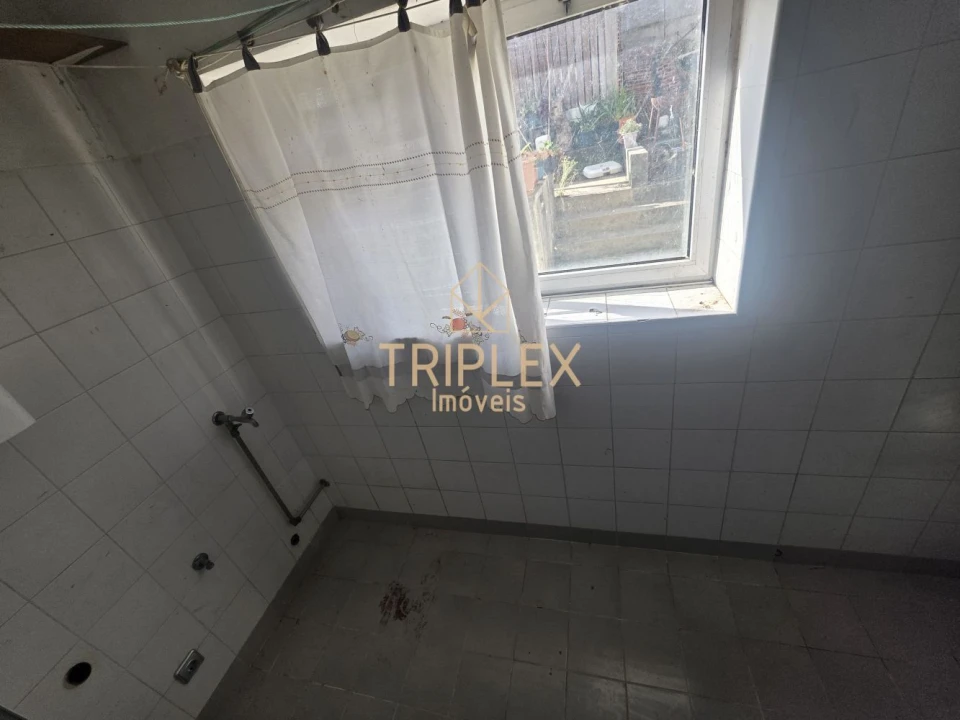 Apartamento T3 para Venda em Rio Mau e Arcos Foto 16