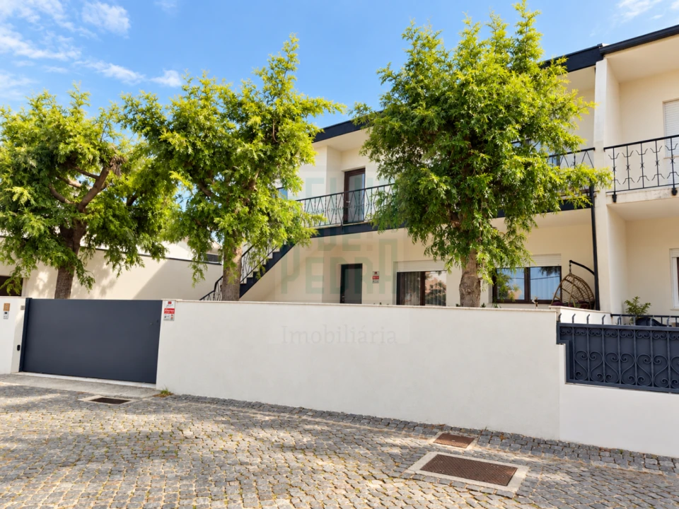 Apartamento T2 para Arrendamento em Apúlia e Fão Foto 32