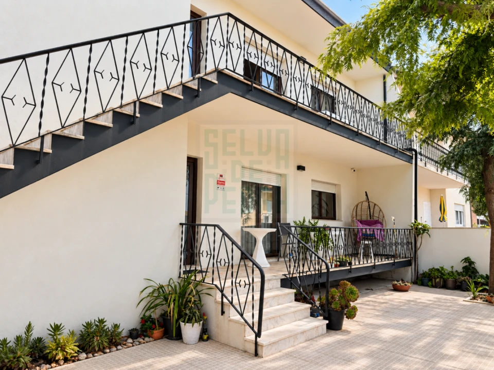 Apartamento T2 para Arrendamento em Apúlia e Fão Foto 1