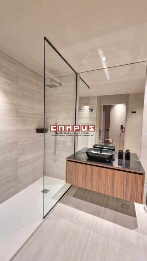 Apartamento T2 para Venda em Funchal (Santa Luzia)