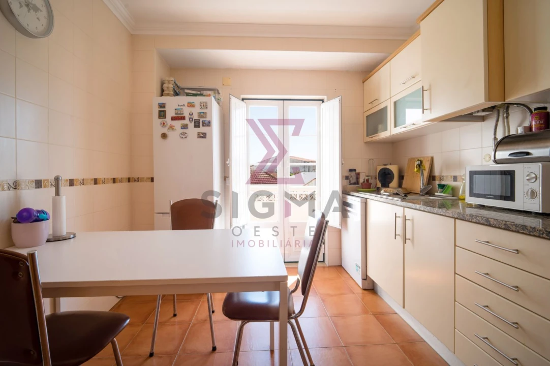 Apartamento T3 para Venda em Bombarral e Vale Covo Foto 15
