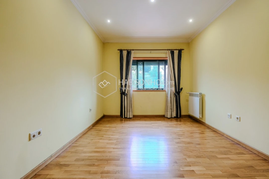 Moradia T4 para Venda em Gondomar (São Cosme), Valbom e Jovim Foto 15