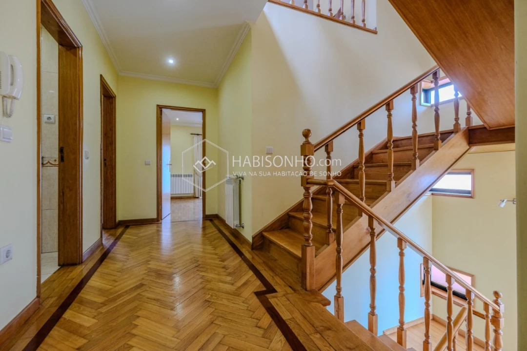 Moradia T4 para Venda em Gondomar (São Cosme), Valbom e Jovim Foto 18