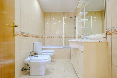 Moradia T4 para Venda em Gondomar (São Cosme), Valbom e Jovim