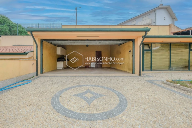 Moradia T4 para Venda em Gondomar (São Cosme), Valbom e Jovim Foto 25