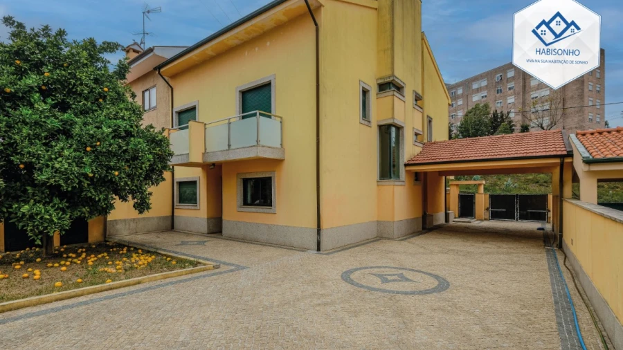 Moradia T4 para Venda em Gondomar (São Cosme), Valbom e Jovim