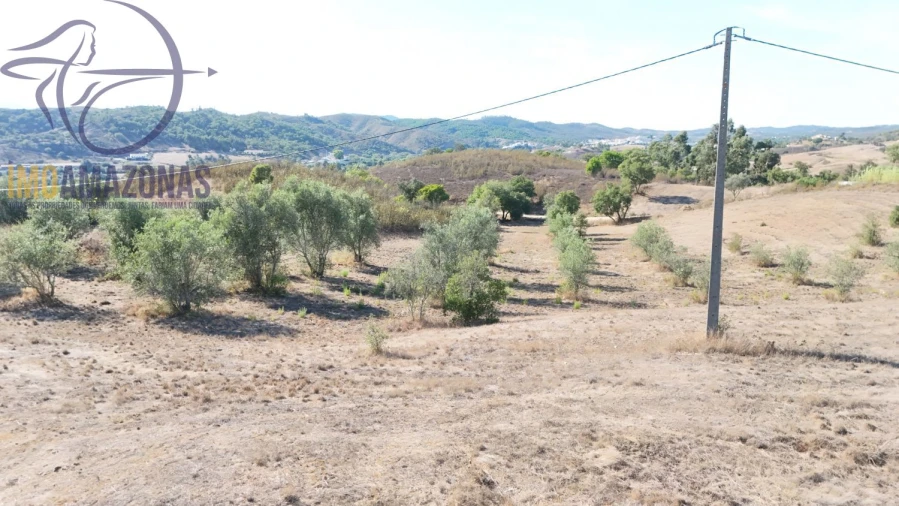 Moradia T3 para Venda em São Marcos da Serra Foto 2