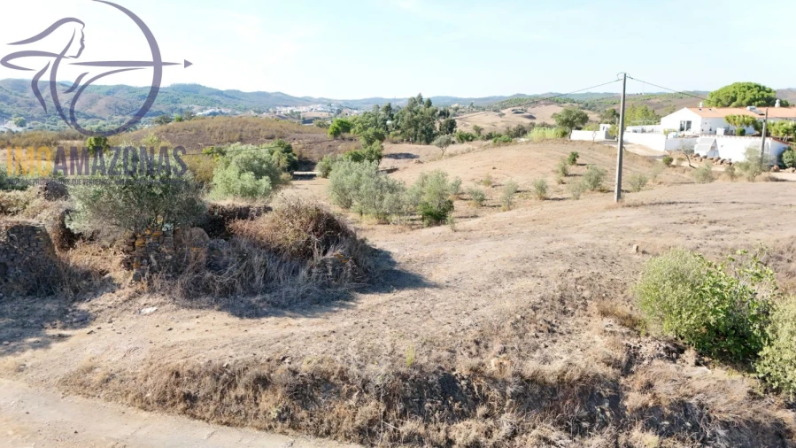 Moradia T3 para Venda em São Marcos da Serra Foto 3