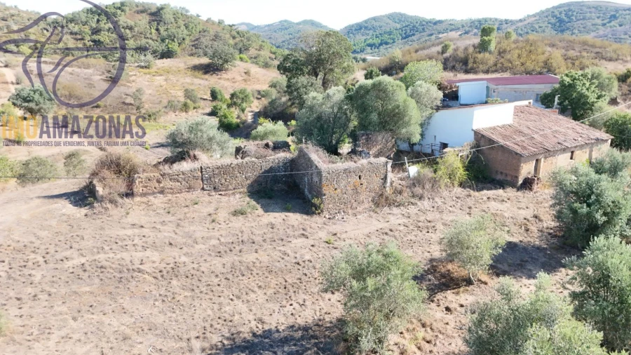 Moradia T3 para Venda em São Marcos da Serra