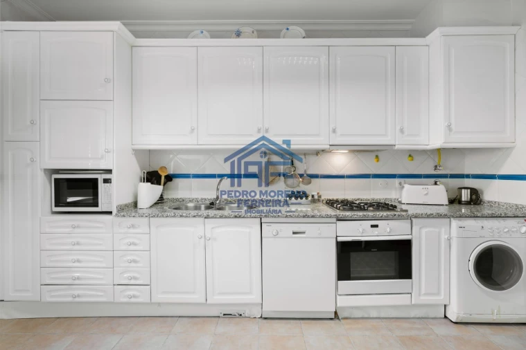 Apartamento T2 para Venda em Covilhã e Canhoso Foto 14