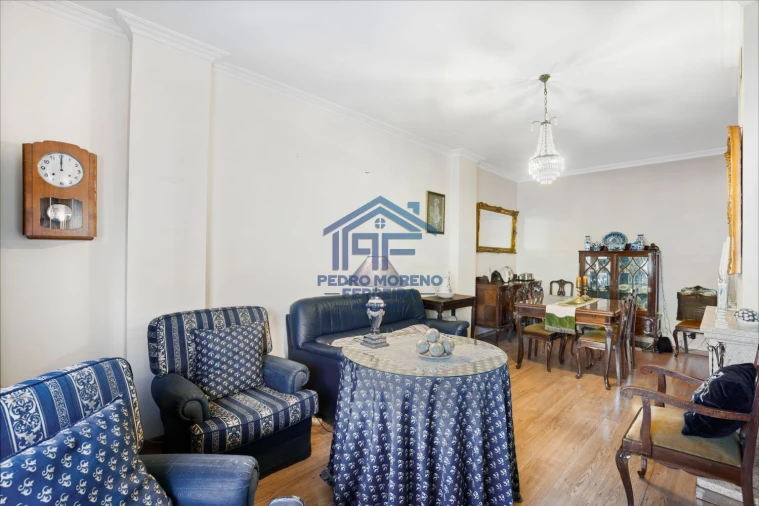 Apartamento T2 para Venda em Covilhã e Canhoso Foto 10