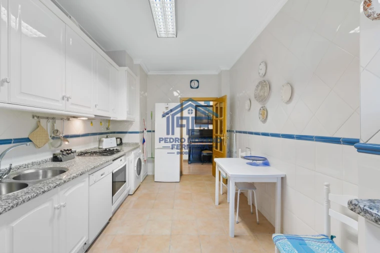 Apartamento T2 para Venda em Covilhã e Canhoso Foto 15