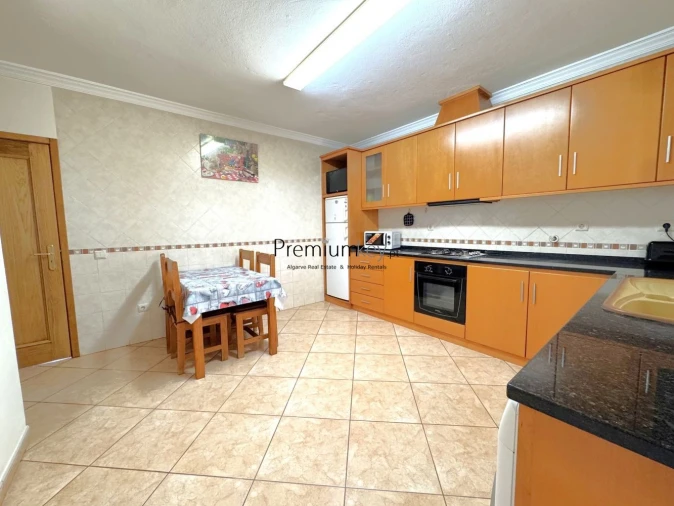 Moradia T3 para Venda em Guia Foto 7