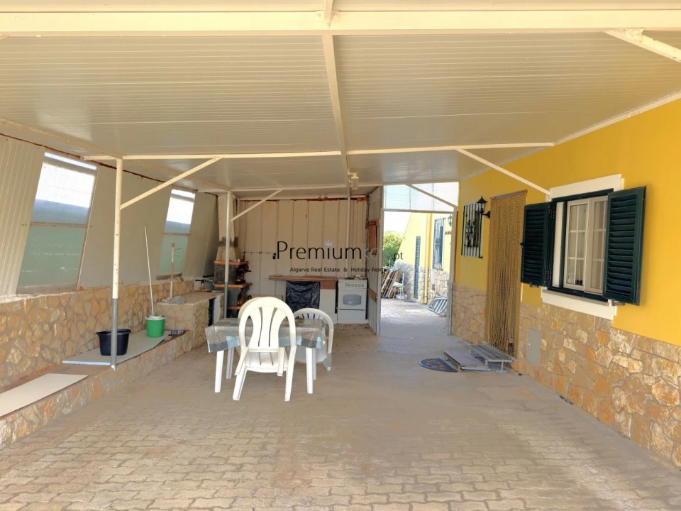 Moradia T3 para Venda em Guia Foto 31
