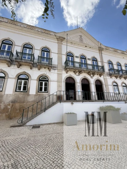 Apartamento T1 para Venda em Santa Maria do Castelo e Santiago e Santa Susana