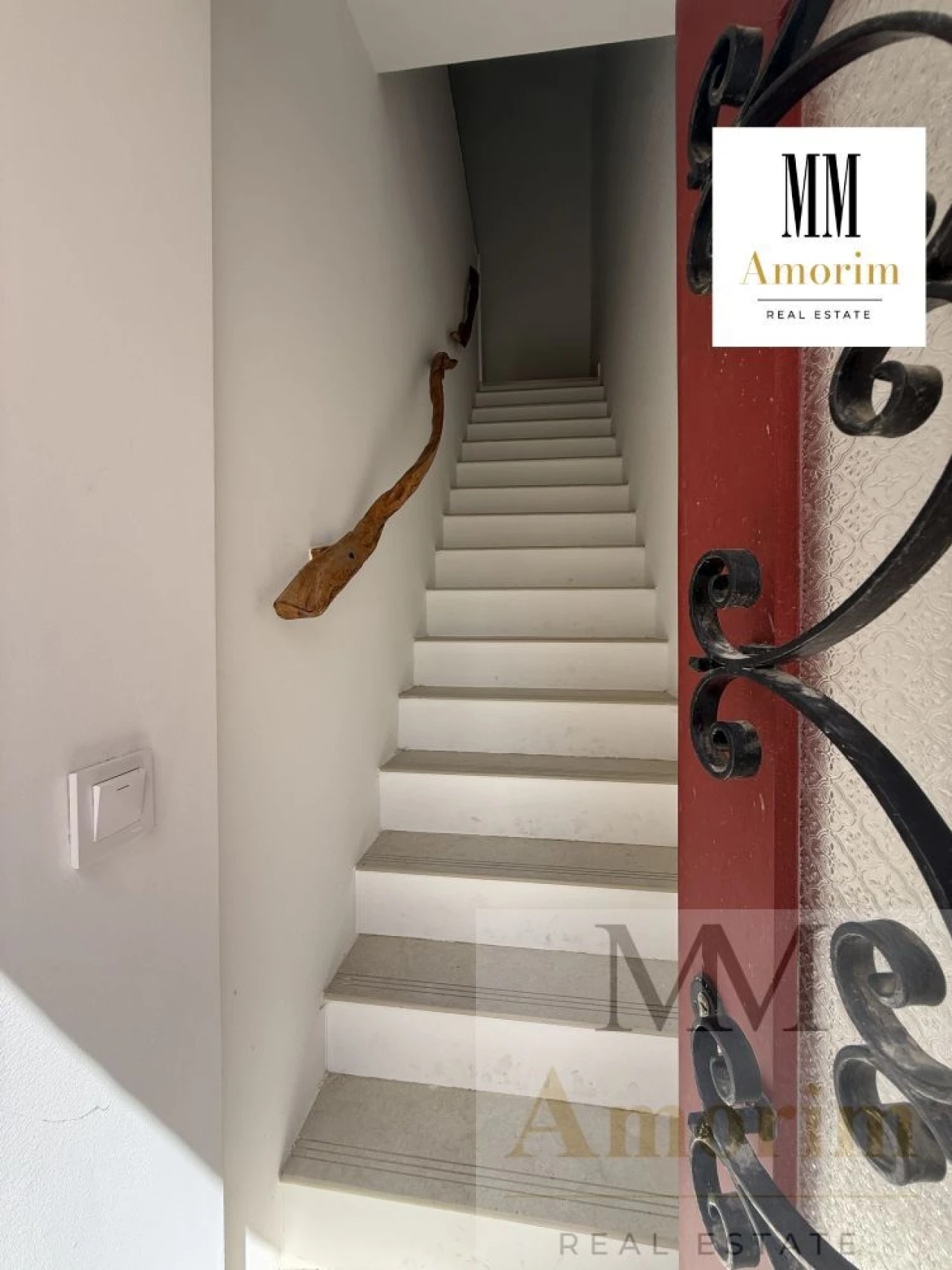 Apartamento T1 para Venda em Santa Maria do Castelo e Santiago e Santa Susana Foto 1