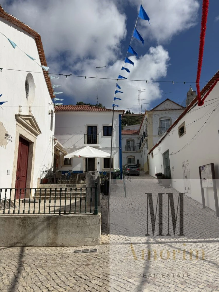 Apartamento T1 para Venda em Santa Maria do Castelo e Santiago e Santa Susana Foto 21