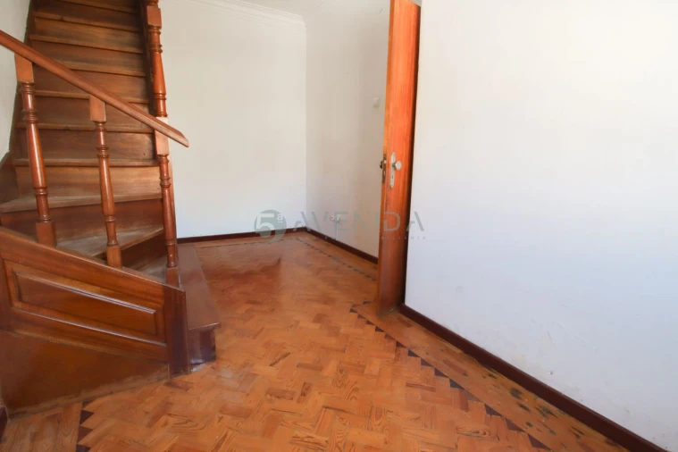 Apartamento T2 para Venda em Falagueira-Venda Nova Foto 8