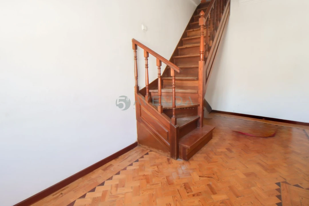 Apartamento T2 para Venda em Falagueira-Venda Nova Foto 9