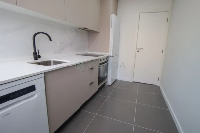 Apartamento T3 para Venda em Mina de Água