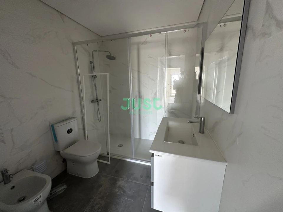 Apartamento T2 para Venda em Seixal, Arrentela e Aldeia de Paio Pires Foto 11
