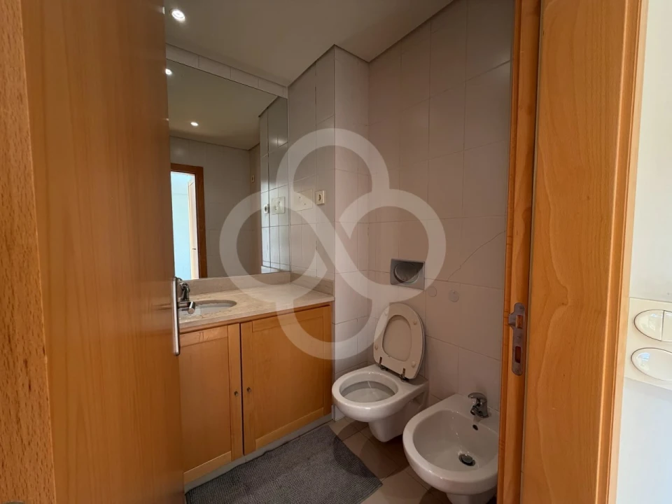 Apartamento T1 para Venda em Parque das Nações Foto 14