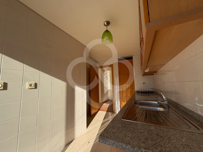 Apartamento T1 para Venda em Parque das Nações Foto 9