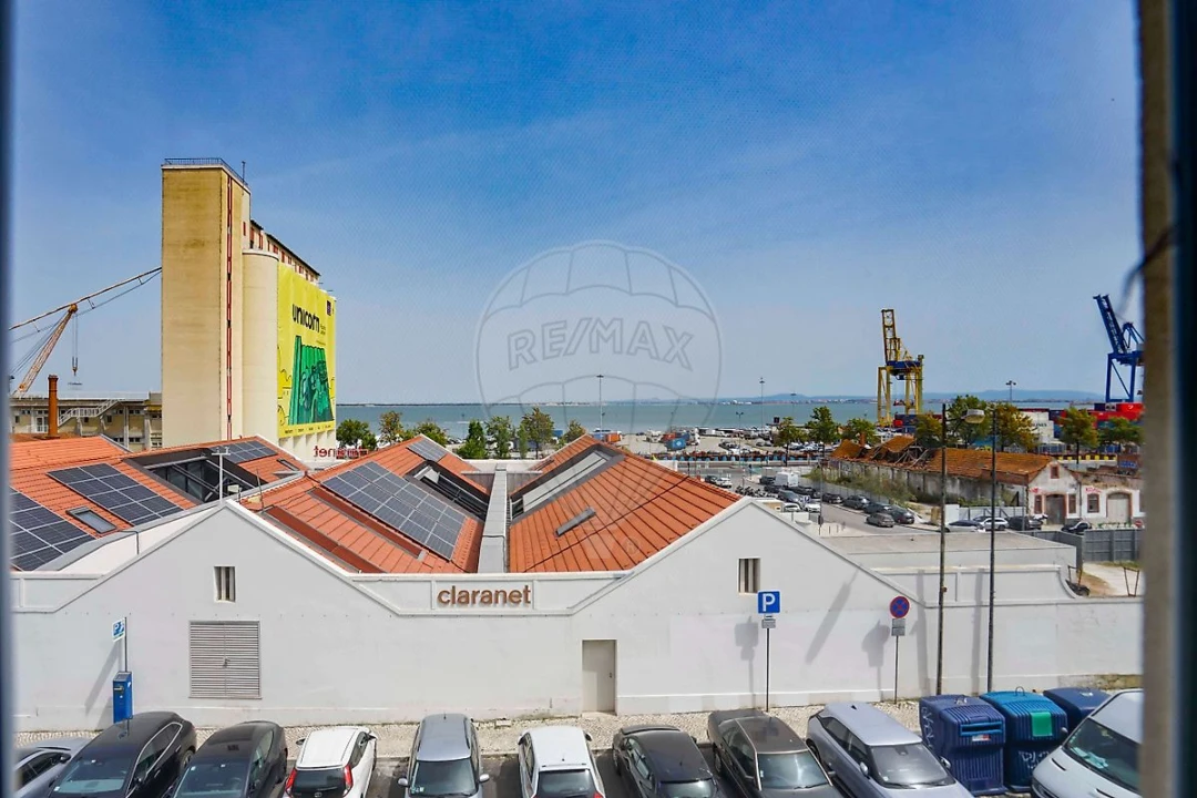 Apartamento T2 para Venda em Beato Foto 4