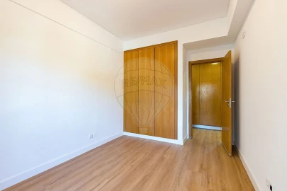 Apartamento T3 para Arrendamento em Oeiras e São Julião da Barra, Paço de Arcos e Caxias