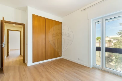 Apartamento T3 para Arrendamento em Oeiras e São Julião da Barra, Paço de Arcos e Caxias