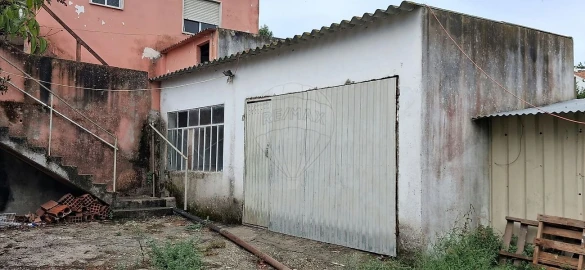 Moradia T4 para Venda em Vale de Santarem