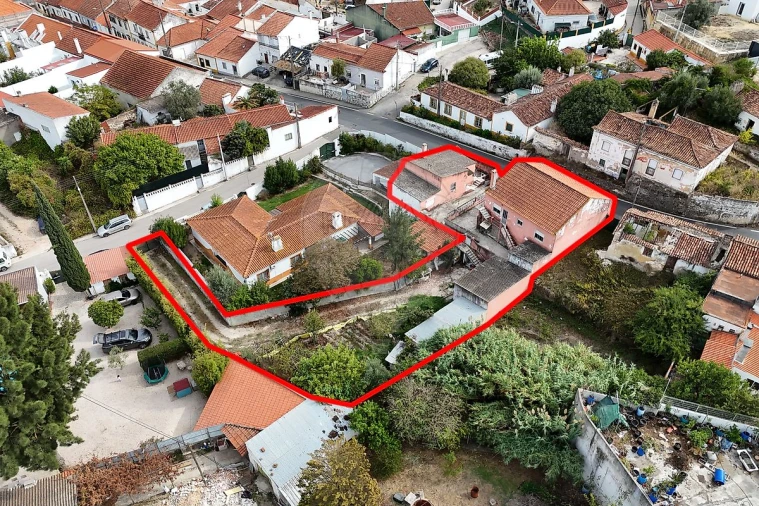 Moradia T4 para Venda em Vale de Santarem Foto 5
