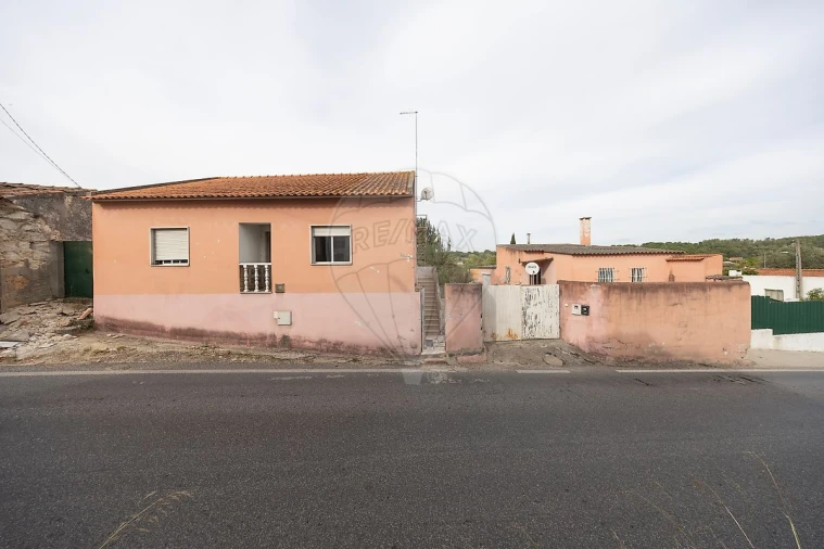 Moradia T4 para Venda em Vale de Santarem Foto 38