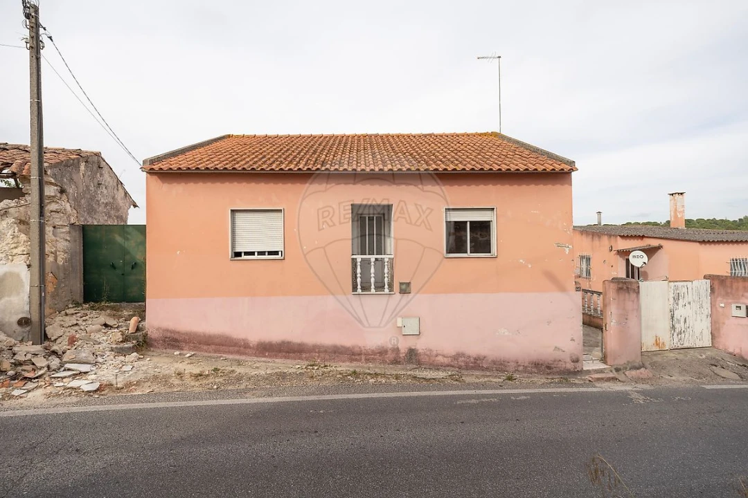 Moradia T4 para Venda em Vale de Santarem Foto 37