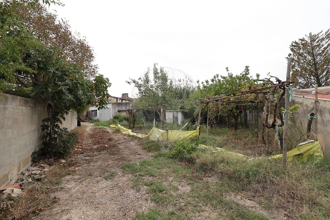 Moradia T4 para Venda em Vale de Santarem Foto 15