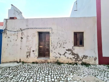 Prédio para Venda em Sesimbra (Santiago)