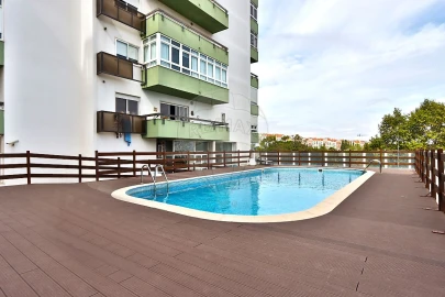 Apartamento T2 para Venda em Alfragide