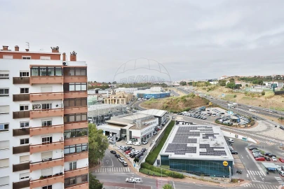 Apartamento T2 para Venda em Alfragide