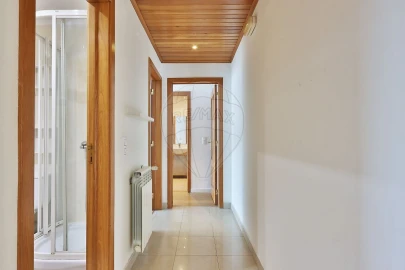 Apartamento T2 para Venda em Alfragide