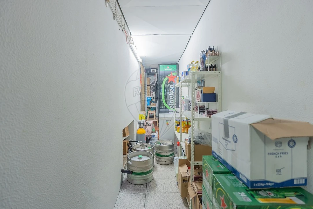 Negócio para Venda em Cedofeita, Santo Ildefonso, Sé, Miragaia, São Nicolau e Vitória Foto 9