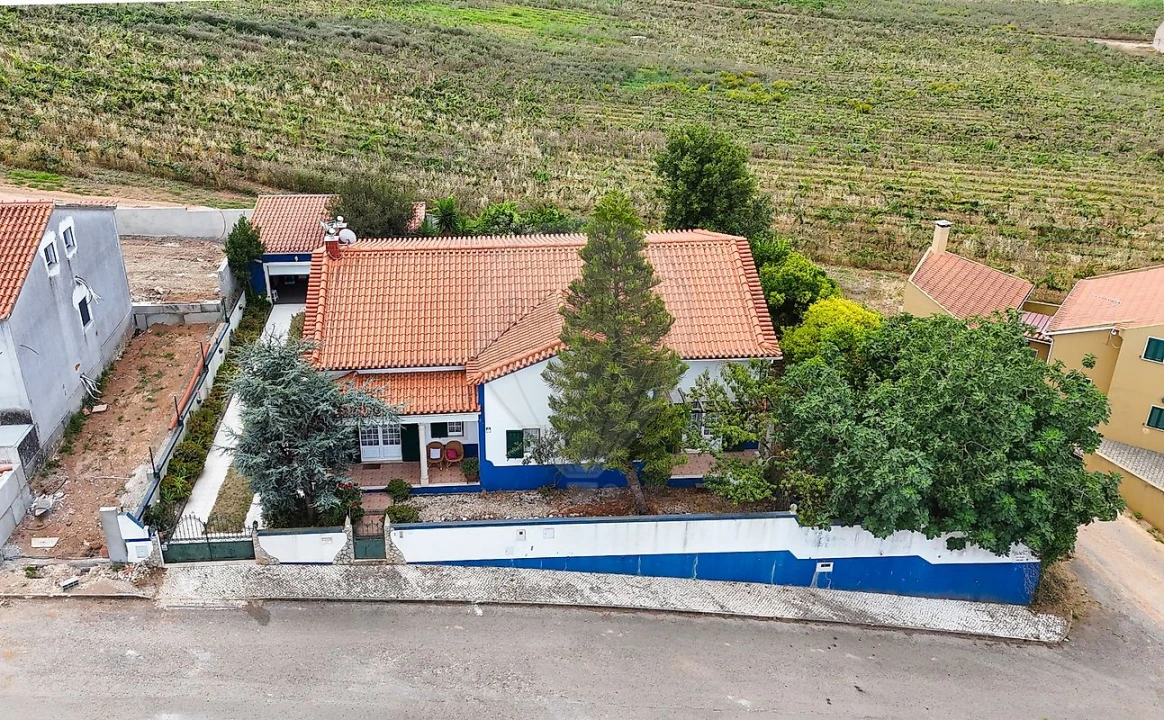 Moradia T4 para Venda em Lamas e Cercal Foto 37