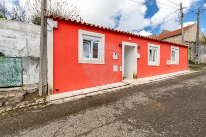 Moradia T1 para Venda em Ribafria e Pereiro de Palhacana