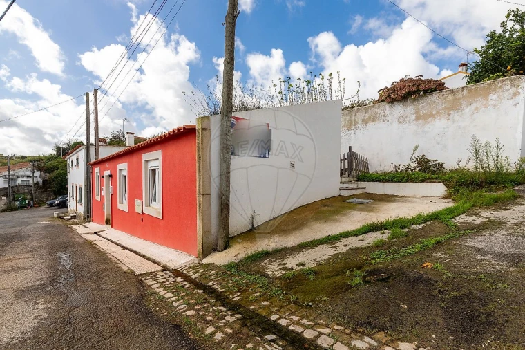 Moradia T1 para Venda em Ribafria e Pereiro de Palhacana Foto 17