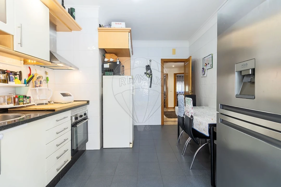 Apartamento T3 para Venda em Vila Franca de Xira Foto 8