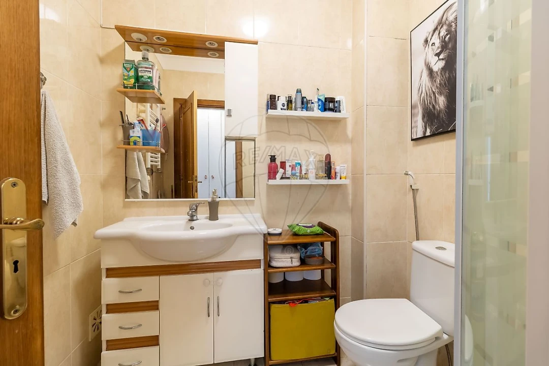 Apartamento T3 para Venda em Vila Franca de Xira Foto 6