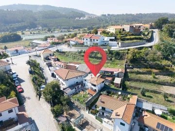 Moradia T3 para Venda em Carregosa