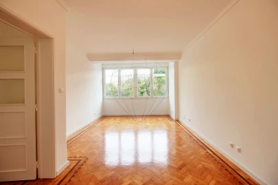 Apartamento T3 para Arrendamento em Olivais