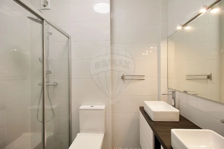 Apartamento T3 para Arrendamento em Olivais Foto 17